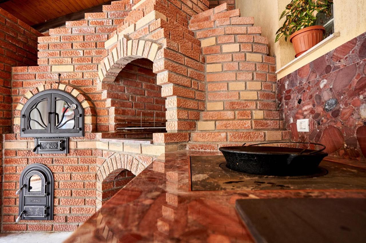 Casa Cu Flori Moisei Hotel Екстериор снимка