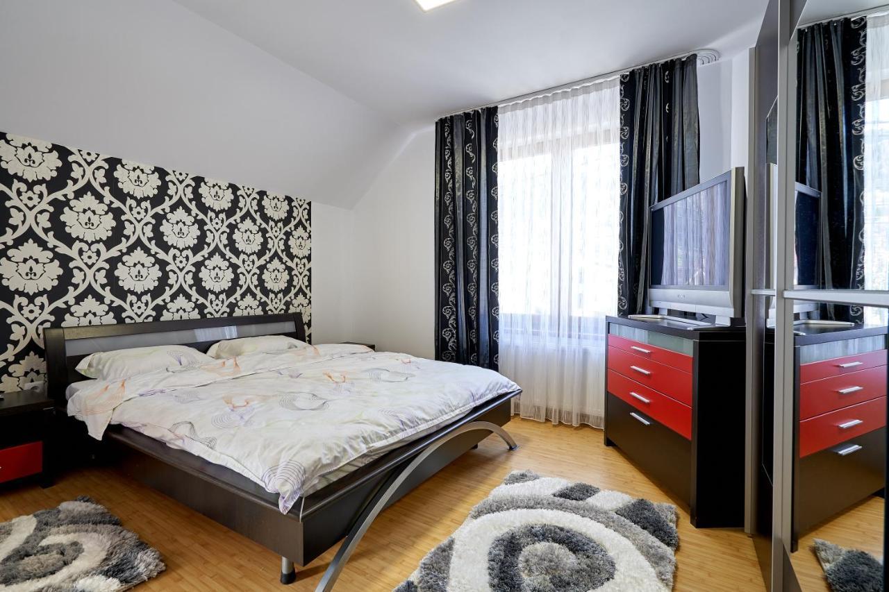 Casa Cu Flori Moisei Hotel Екстериор снимка