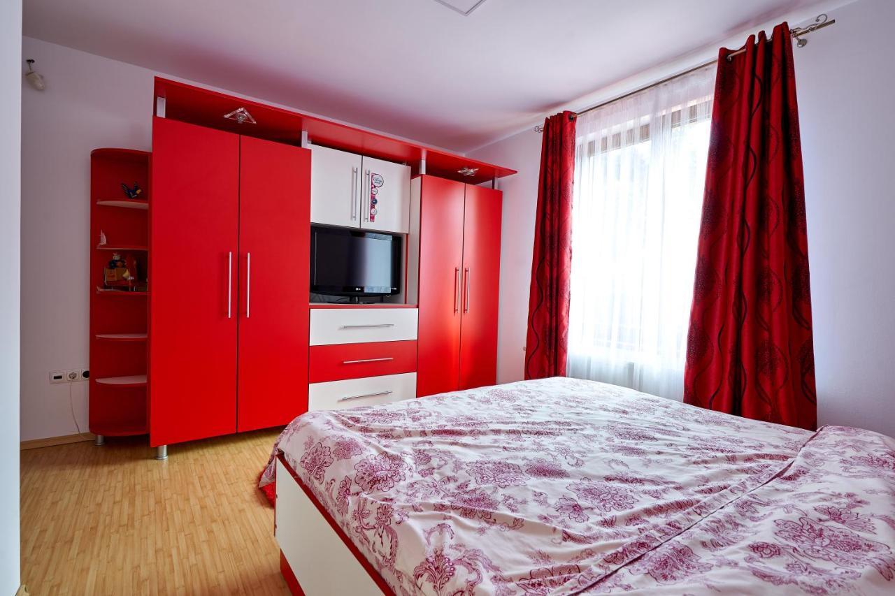 Casa Cu Flori Moisei Hotel Екстериор снимка