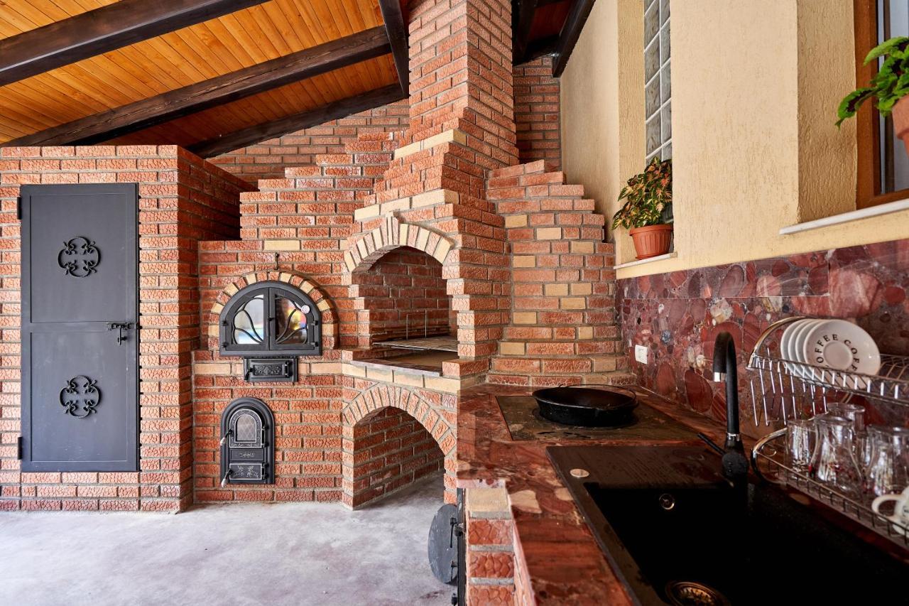 Casa Cu Flori Moisei Hotel Екстериор снимка